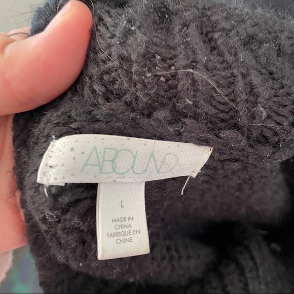 Abound mock neck black bubble sleeve sweater sz.L - Picture 3 of 4